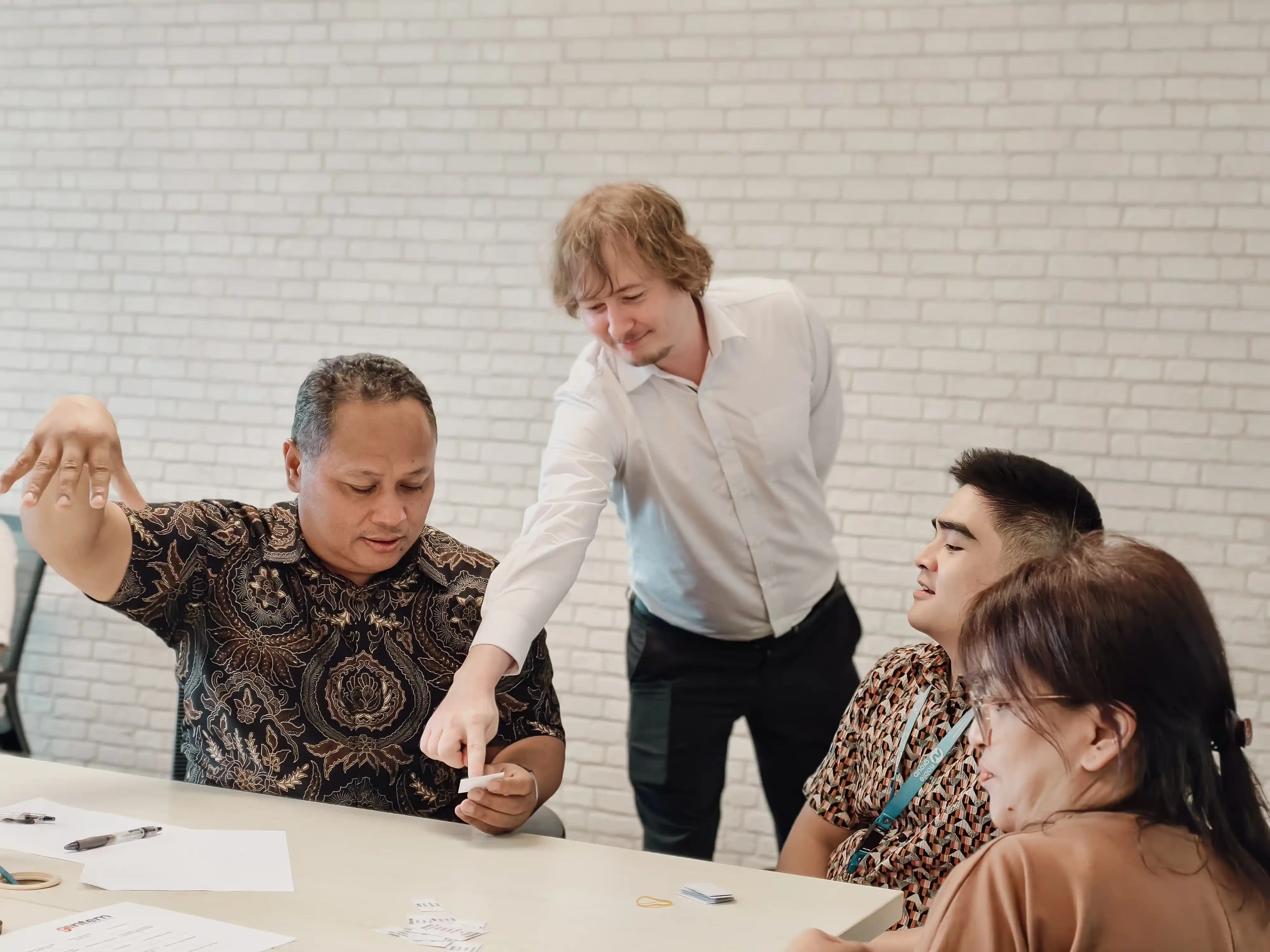 Belajar Bahasa Inggris dengan Roleplay: Kenapa Efektif untuk Dunia Kerja?