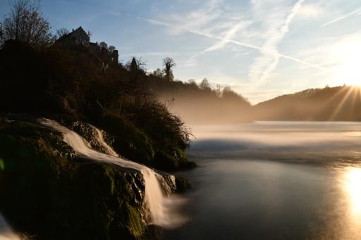 Tempat Wisata di Eropa Terpopuler - Rhine Falls