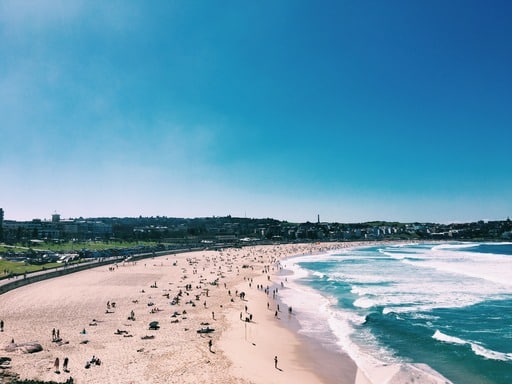 Tempat Wisata Terbaik di Australia - Bondi Beach