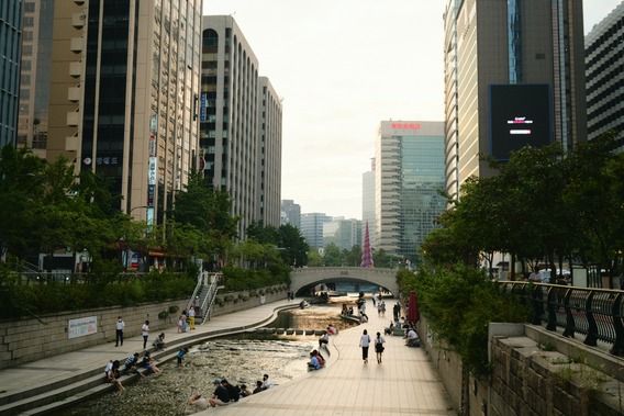 Apa yang Paling Terkenal di Korea? - Cheonggyecheon River (Sungai Cheonggyecheon)