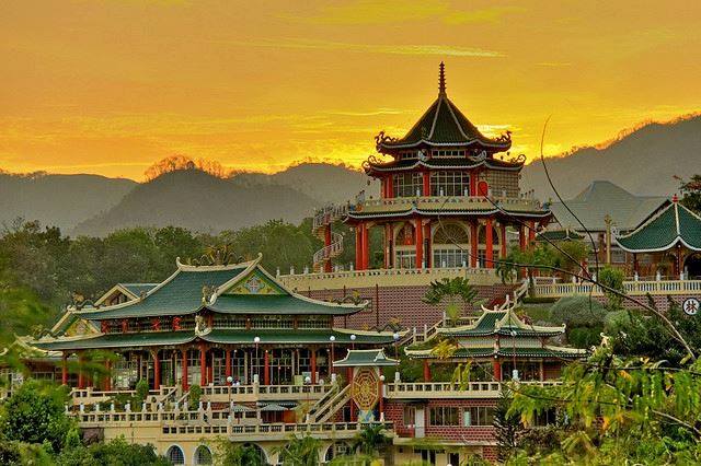 Tempat Wisata Terkenal di Filipina - Cebu Taoist Temple